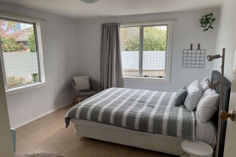 Photo of property in 16 Guildford Street, Burnside, Christchurch, 8053