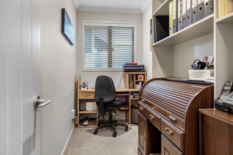 Photo of property in 14 Mervyn Place, Ohauiti, Tauranga, 3112