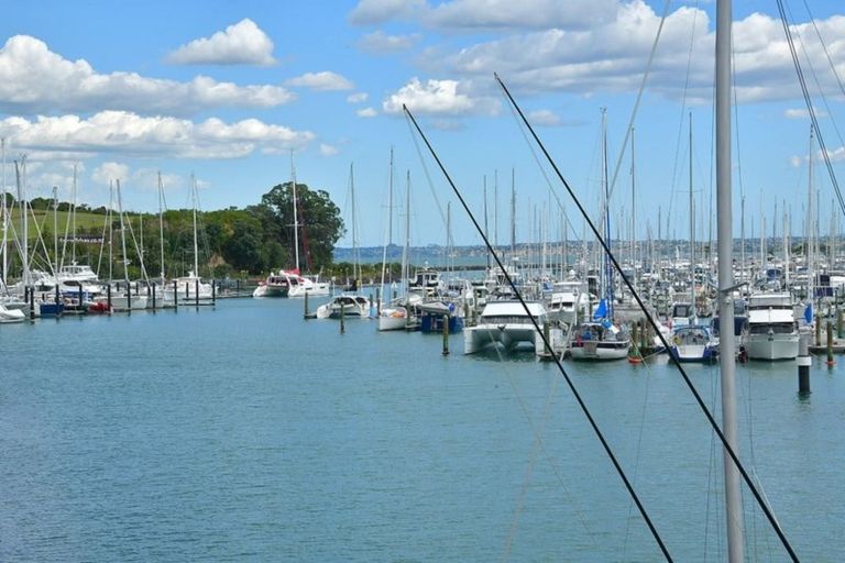 Photo of property in 14 Harbour Village Drive, Gulf Harbour, Whangaparaoa, 0930