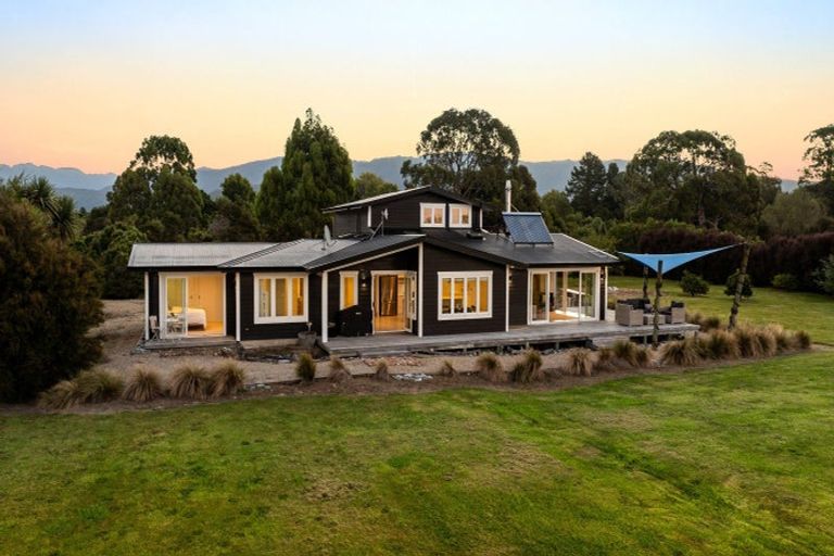 Photo of property in 56 Fraser Road, Rangihaeata, Takaka, 7182