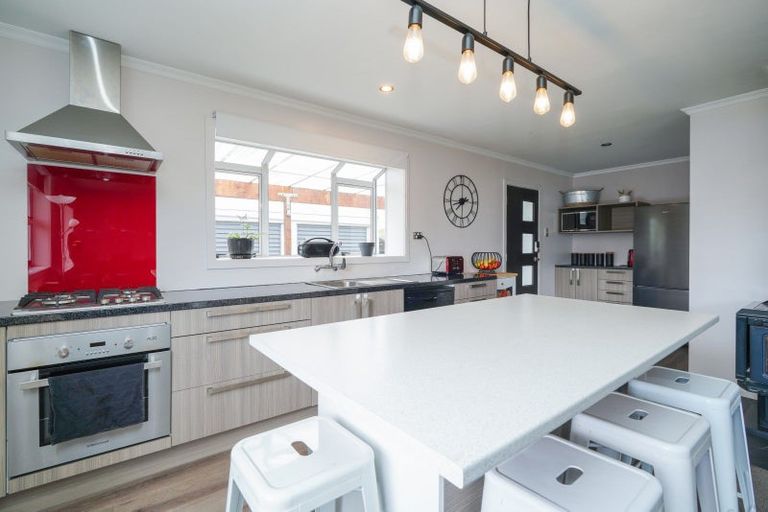 Photo of property in 73 Regent Street, Newfield, Invercargill, 9812