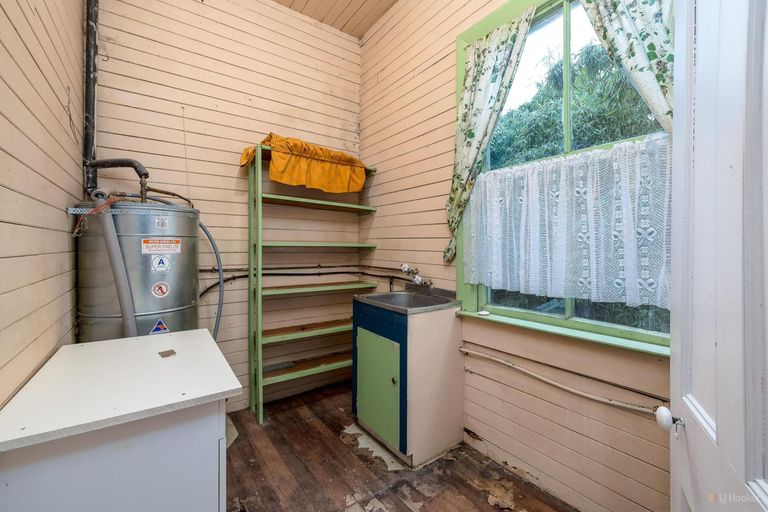 Photo of property in 7 Holmes Street, Waimate, 7924