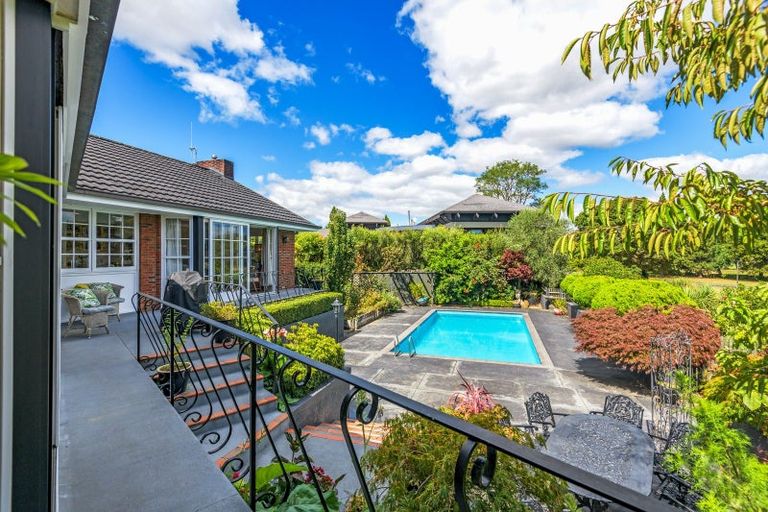 Photo of property in 33 Montgomery Terrace, Hokowhitu, Palmerston North, 4410