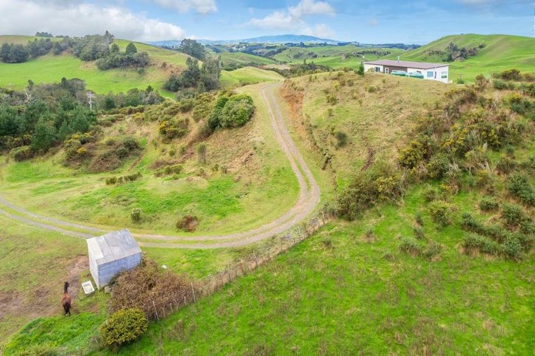 Photo of property in 925 Ngaroma Road, Wharepuhunga, Te Awamutu, 3874