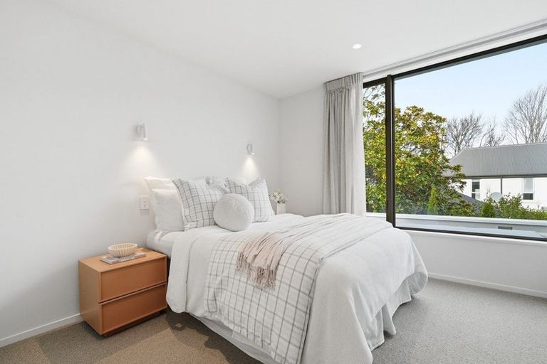 Photo of property in 4/22 Clissold Street, Merivale, Christchurch, 8014