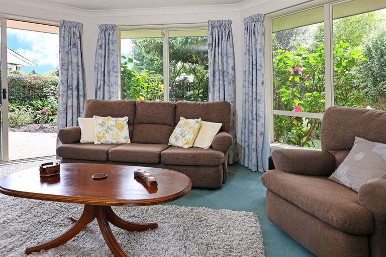 Photo of property in 11a Te Kanawa Crescent, Henderson, Auckland, 0610