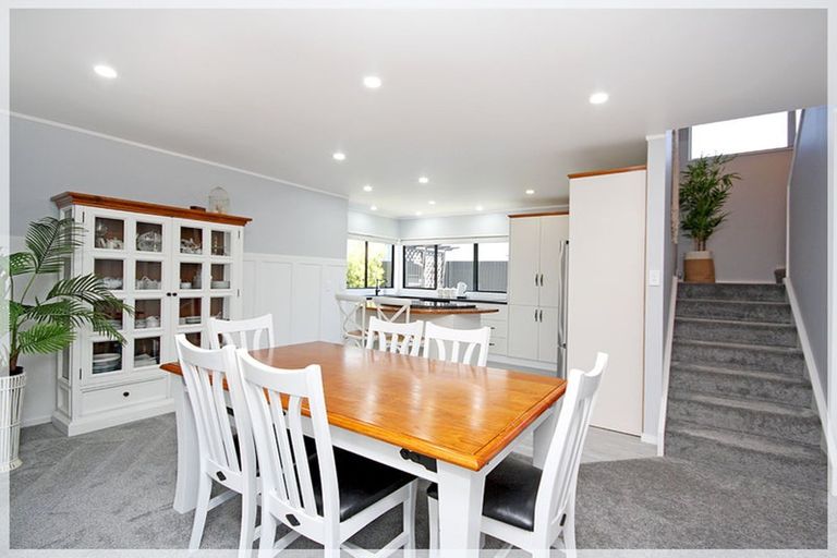 Photo of property in 9 Rosvall Place, Foxton Beach, Foxton, 4815