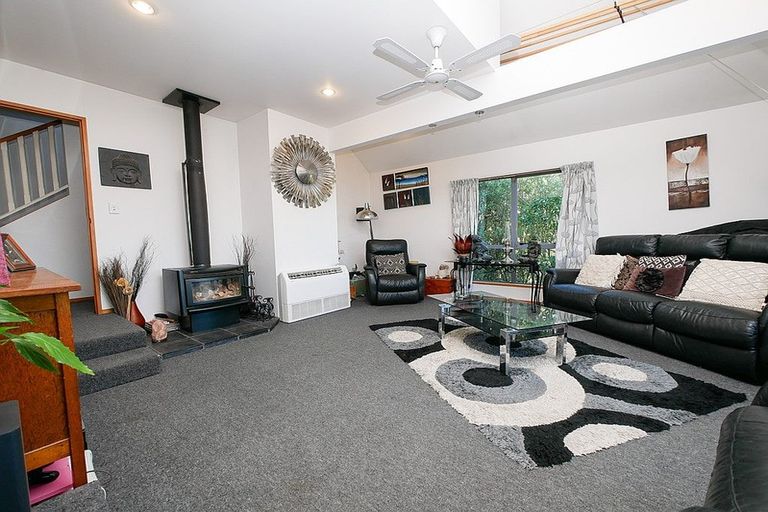 Photo of property in 301 Kenmure Road, Kenmure, Dunedin, 9011