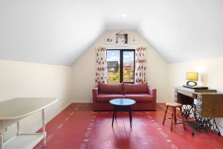 Photo of property in 12c Cheeseman Terrace, Castle Hill, Springfield, 7580