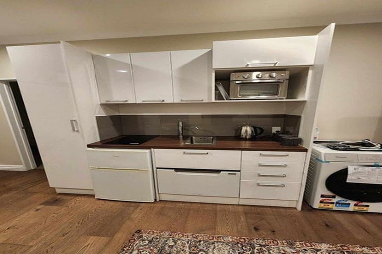 Photo of property in 89b William Bayes Place, Red Beach, 0932