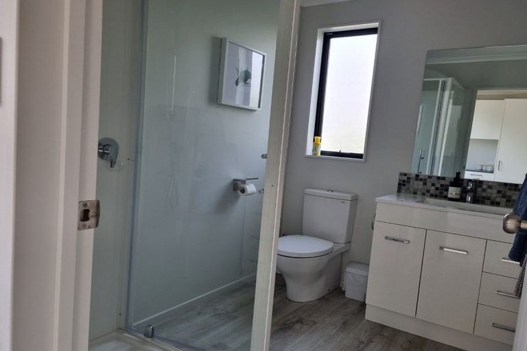 Photo of property in 28 Tuscan Lane, Martinborough, 5711