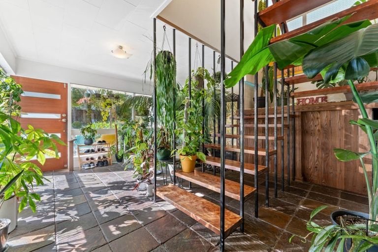 Photo of property in 62a Te Atatu Road, Te Atatu South, Auckland, 0610