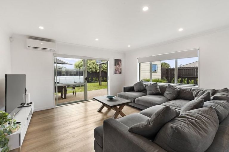 Photo of property in 11 Checkerberry Court, Henderson, Auckland, 0612