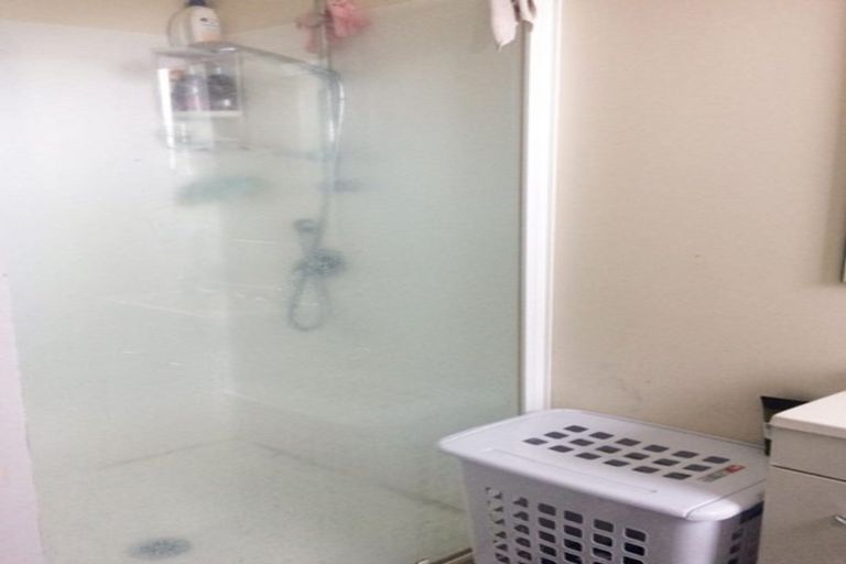 Photo of property in 4 Frederick Reece Drive, The Gardens, Auckland, 2105