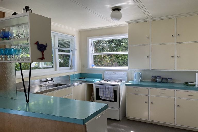 Photo of property in 92 Manly Street, Paraparaumu Beach, Paraparaumu, 5032