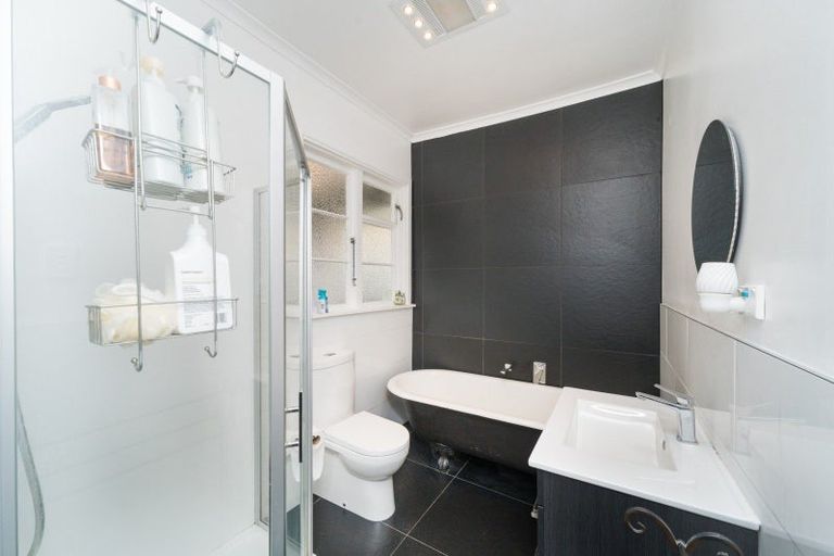 Photo of property in 100 West Street, Feilding, 4702