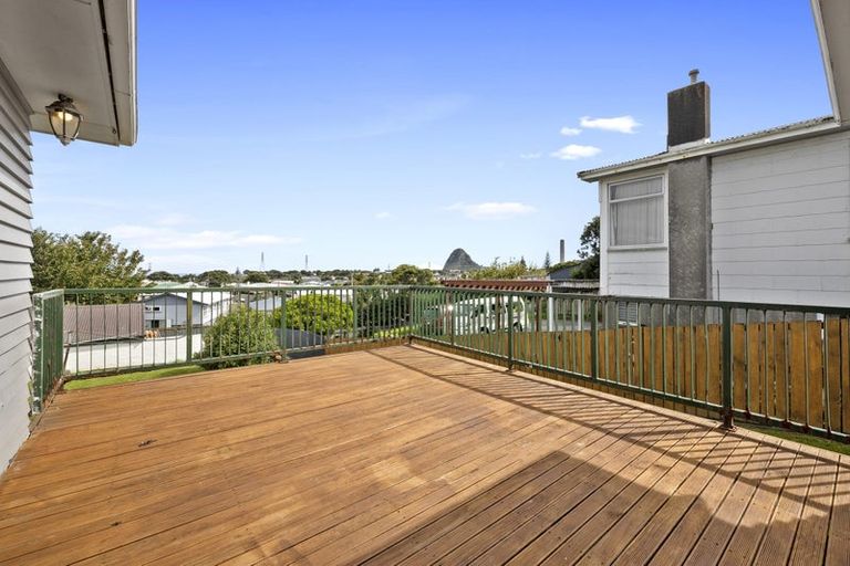 Photo of property in 7 Mount View Place, Spotswood, New Plymouth, 4310