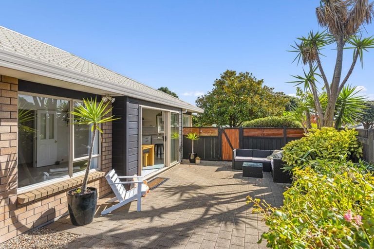 Photo of property in 22 Murray Court, Paraparaumu Beach, Paraparaumu, 5032