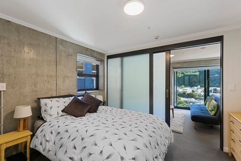 Photo of property in Frame Apartments, 902/111 Molesworth Street, Thorndon, Wellington, 6011