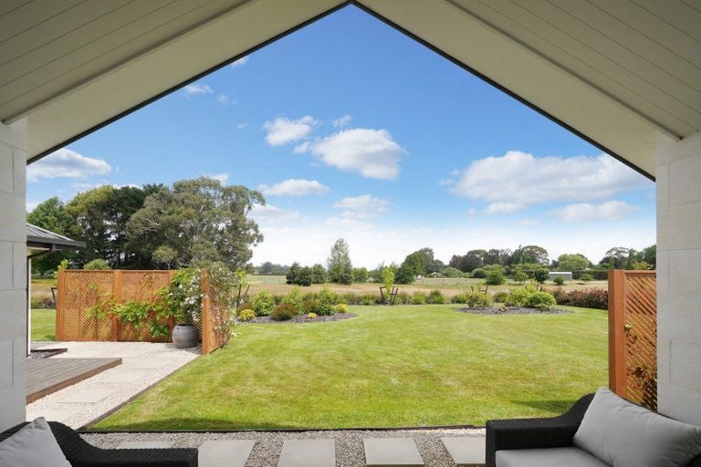 Photo of property in 11 Mara-kai Place, Pegasus, 7612