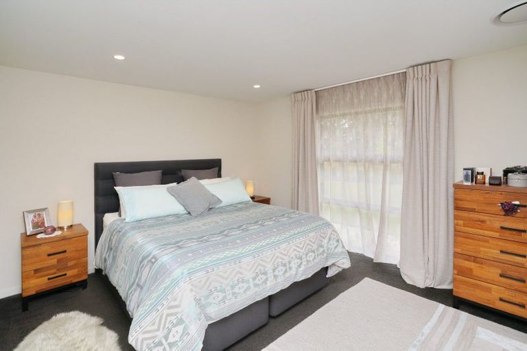 Photo of property in 11 Mara-kai Place, Pegasus, 7612