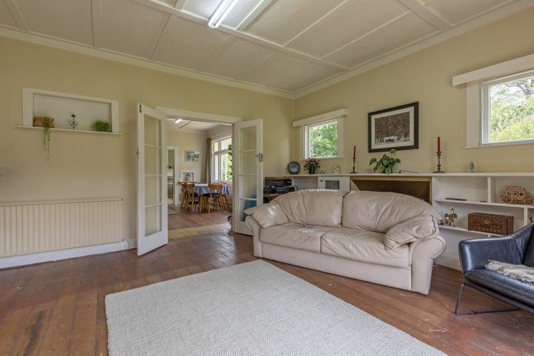 Photo of property in 36 Riverdale Road, Dannevirke, 4930
