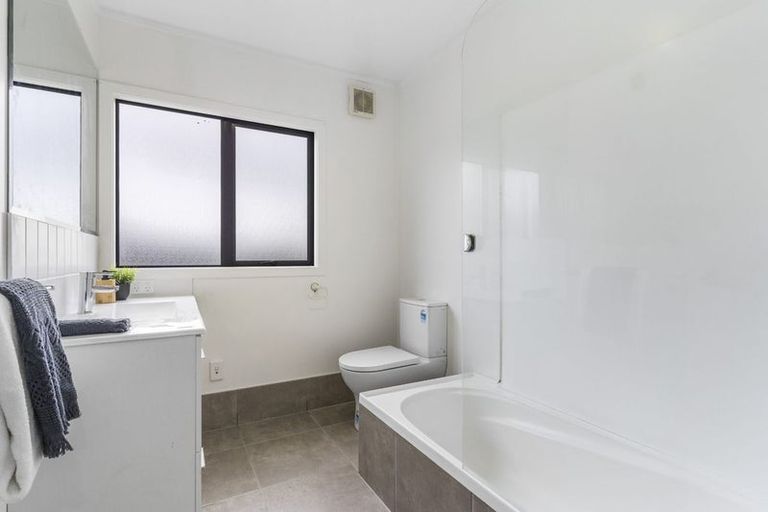 Photo of property in 42a Nelson Street, Howick, Auckland, 2014