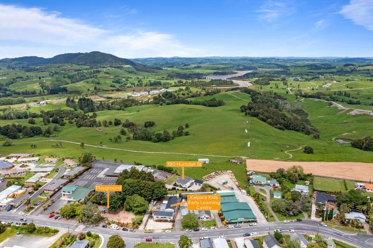 Photo of property in 178 Hurndall Street East, Maungaturoto, 0520