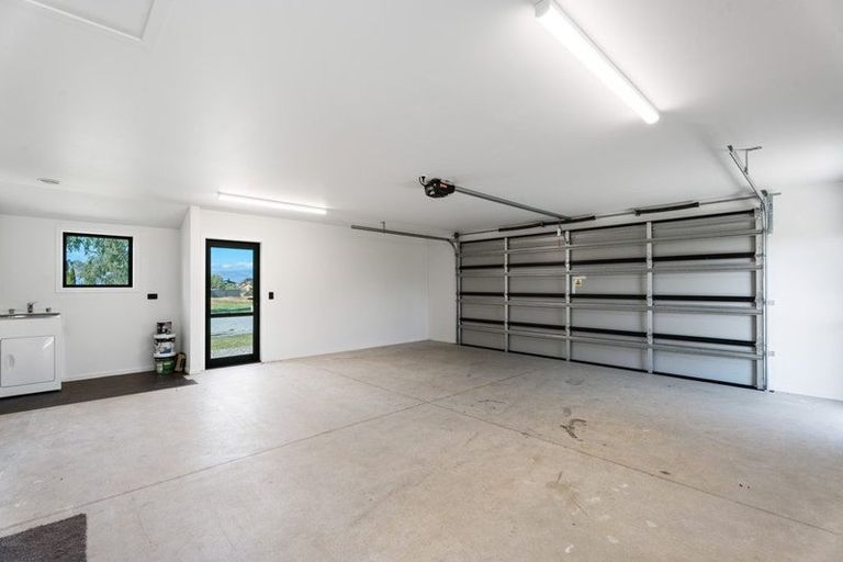 Photo of property in 9 Pisa Moorings Road, Mount Pisa, Cromwell, 9383