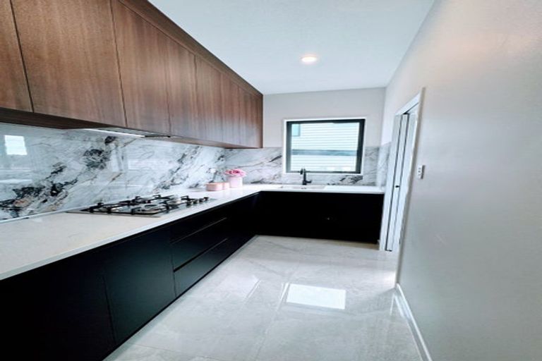 Photo of property in 31 Bremner Ridge Street, Flat Bush, Auckland, 2019