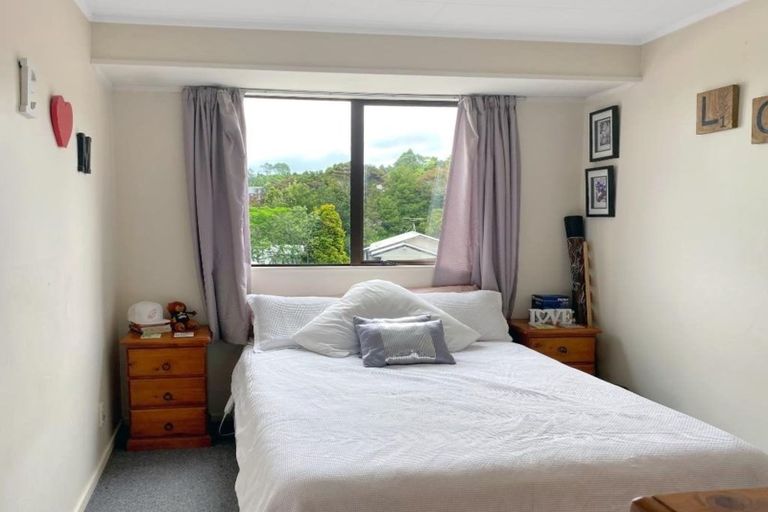 Photo of property in 1/151 Spinella Drive, Bayview, Auckland, 0629