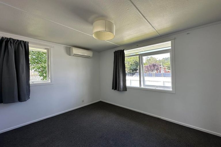 Photo of property in 12 Miro Street, Trentham, Upper Hutt, 5018
