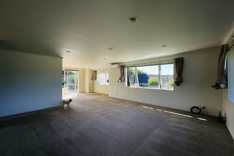 Photo of property in 83 Te Wharau Drive, Greenhithe, Auckland, 0632