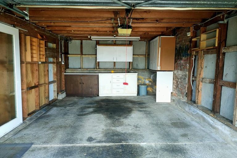 Photo of property in 7 Sycamore Drive, Sunnynook, Auckland, 0620