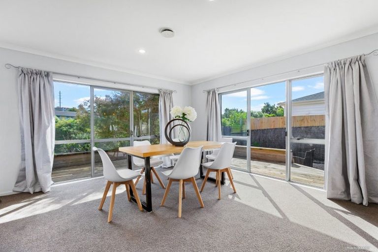 Photo of property in 14 Princeton Parade, Albany, Auckland, 0632