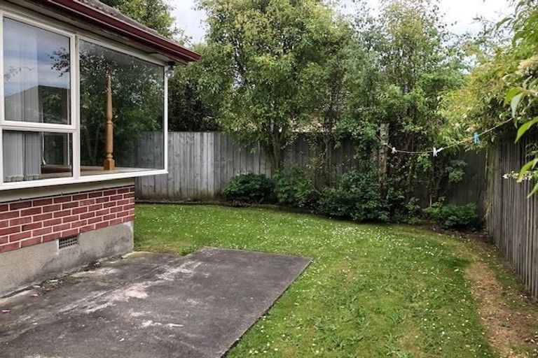 Photo of property in 1/124 Harris Crescent, Papanui, Christchurch, 8053