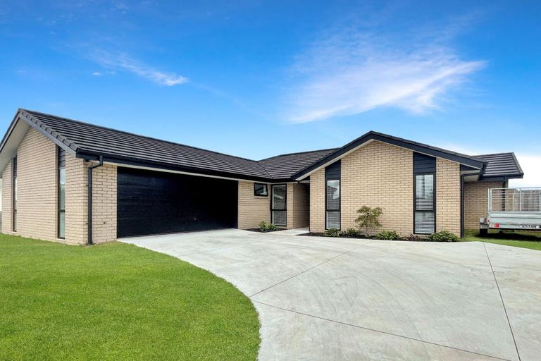 Photo of property in 9 Kimbrae Drive, Rototuna North, Hamilton, 3210