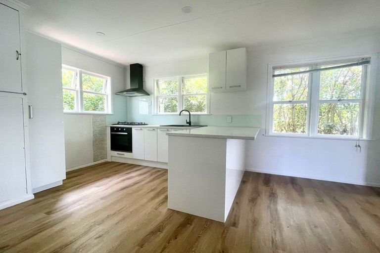 Photo of property in 5 Clendon Avenue, Papatoetoe, Auckland, 2025