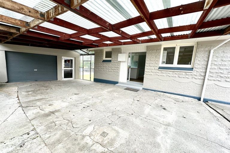 Photo of property in 61a Essex Street, Balclutha, 9230