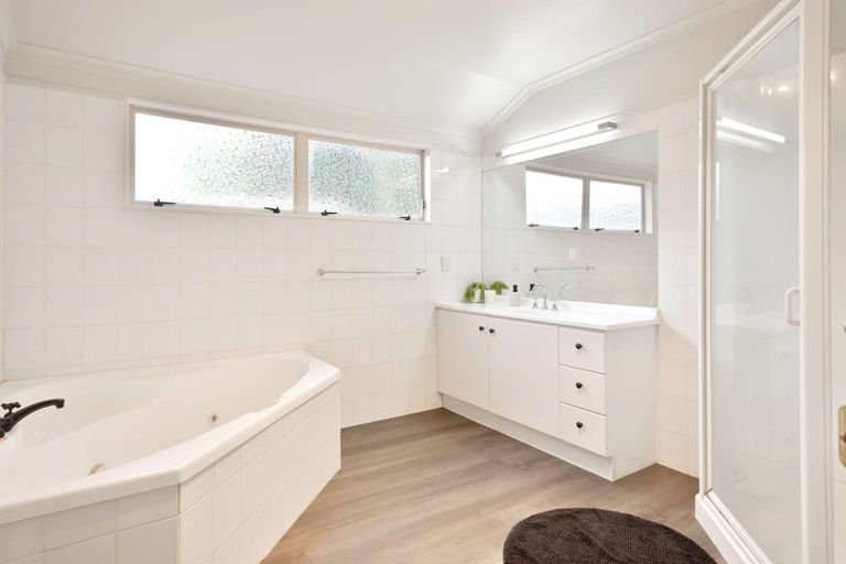 Photo of property in 4 Longwood Place, Harrowfield, Hamilton, 3210