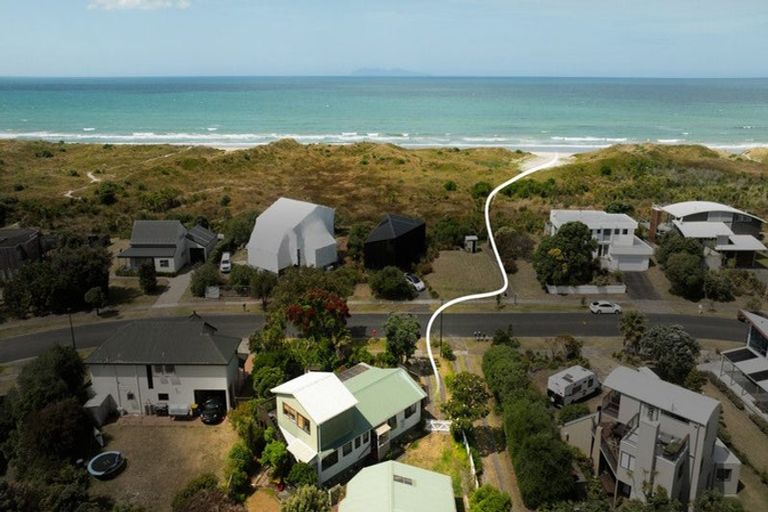 Photo of property in 20 Papaunahi Road, Bowentown, Katikati, 3177