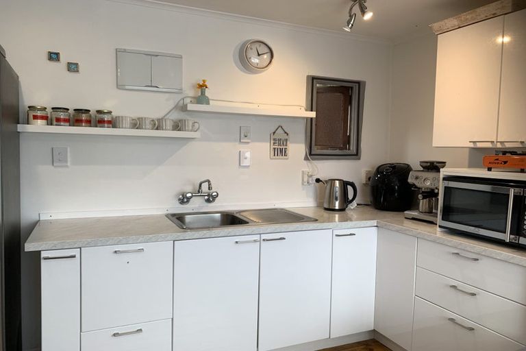 Photo of property in 42 Sea View Road, Baylys Beach, Dargaville, 0377