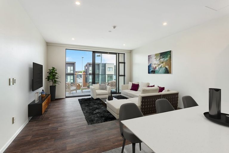 Photo of property in 8a Onekiritea Road, Hobsonville, Auckland, 0616