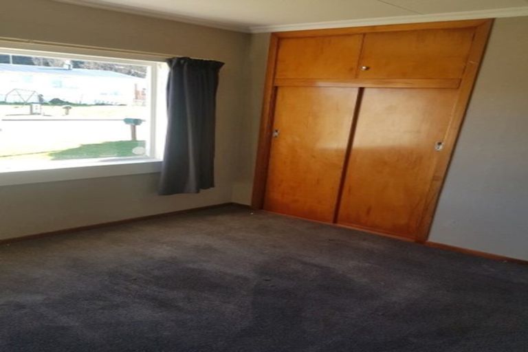 Photo of property in 71 Lauder Crescent, Heidelberg, Invercargill, 9812