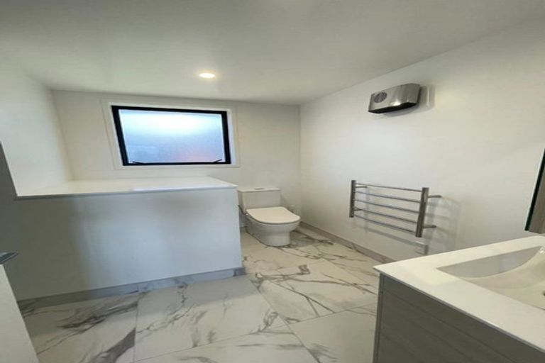 Photo of property in 7/14 Wilsher Crescent, Henderson, Auckland, 0612