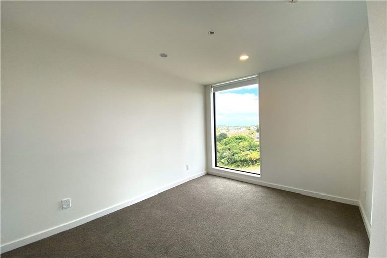 Photo of property in 414/19 Rawene Road, Birkenhead, Auckland, 0626