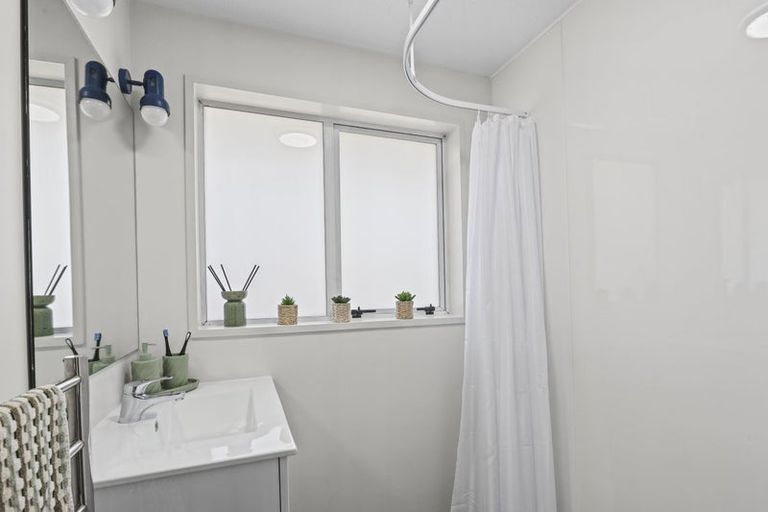 Photo of property in 44 Holland Drive, Kaiapoi, 7630