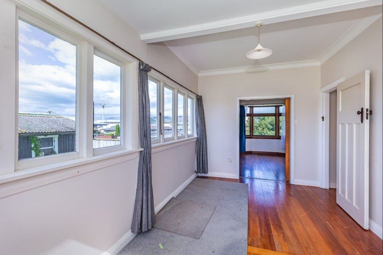 Photo of property in 29 Bristol Street, Levin, 5510