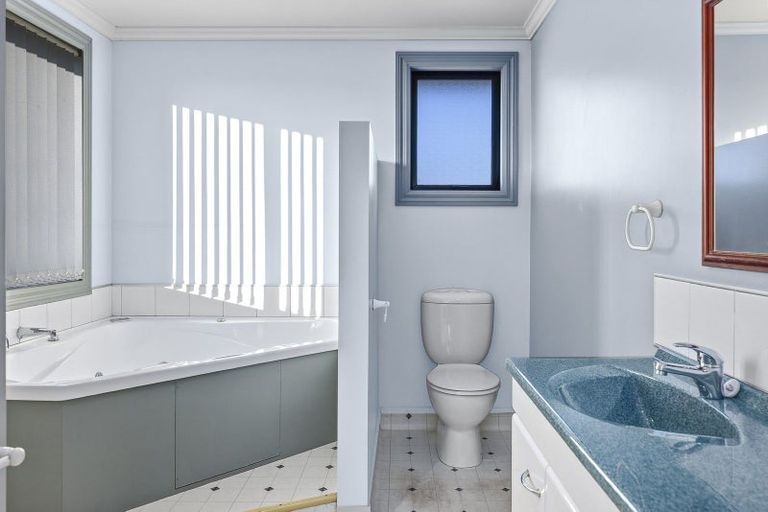 Photo of property in 49 Totara Terrace, Wanaka, 9305