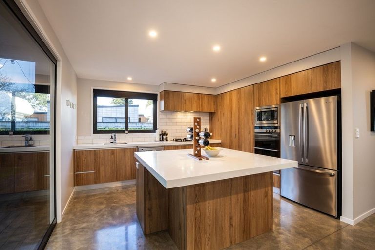 Photo of property in 25 Nadine Stanton Drive, Bell Block, New Plymouth, 4312